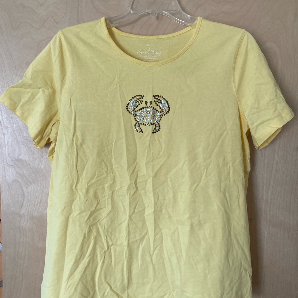 Coral Bay NWOT Sunny Yellow Rhinestone Crab Tee-Shirt Missy Women’s Size Large